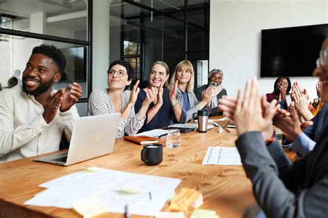 Microsoft Teams: Get work done by working together.